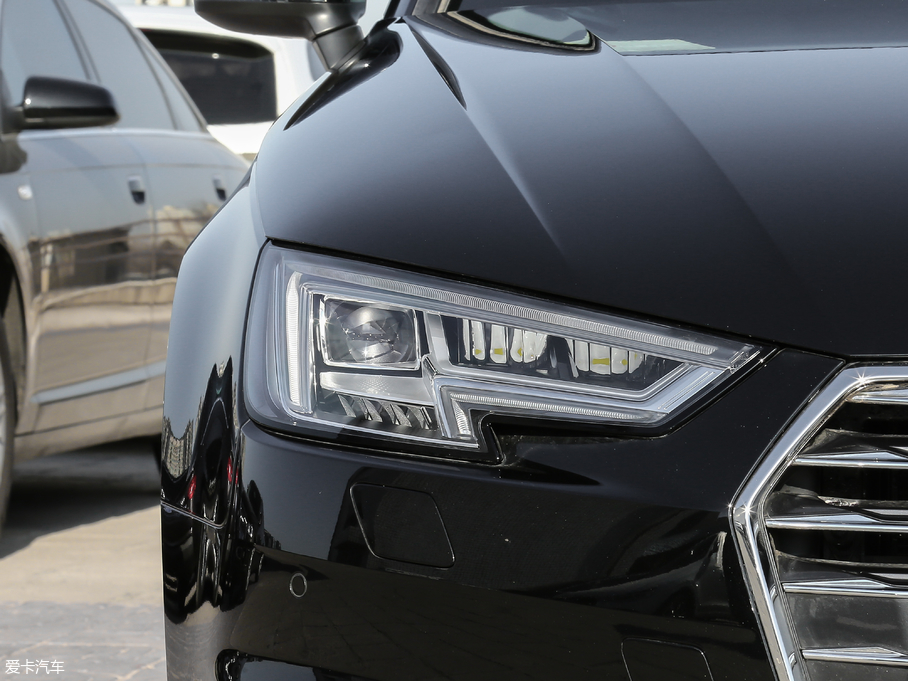 2017?yun)WA4L Plus 40 TFSI r(sh)