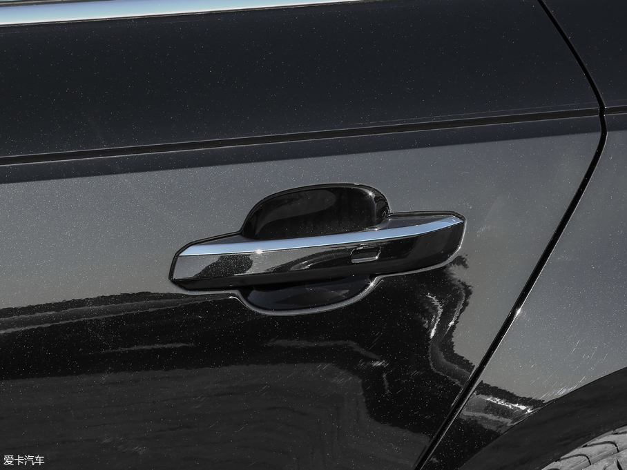 2017WA4L Plus 40 TFSI r