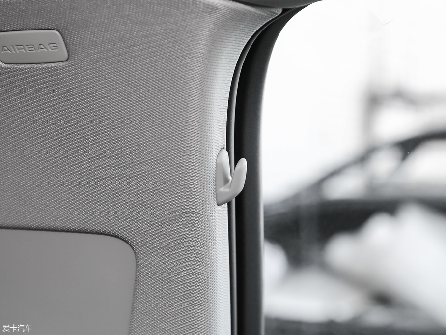 2017WA4L Plus 40 TFSI r