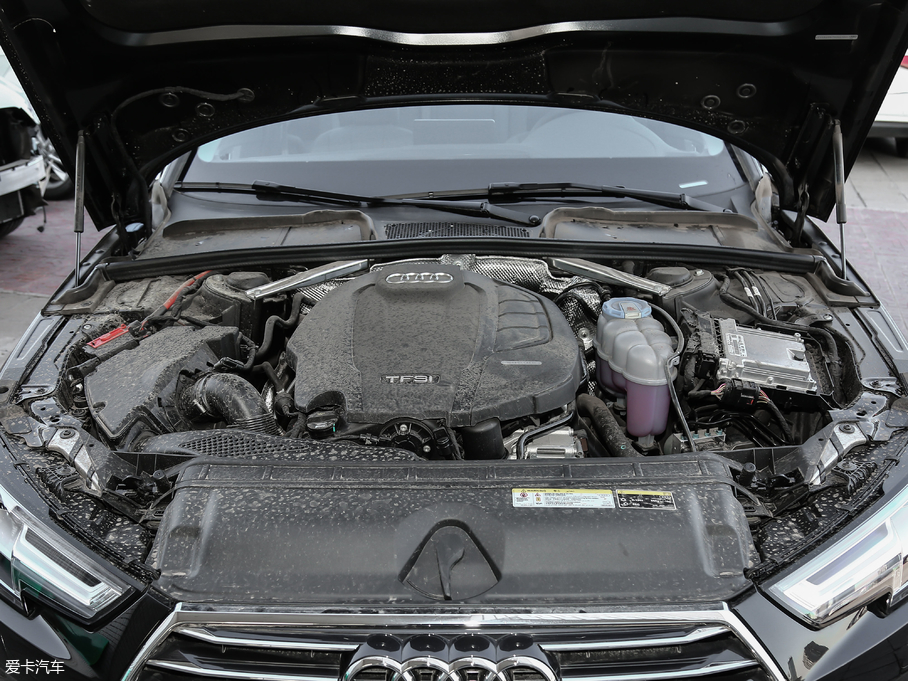 2017WA4L Plus 40 TFSI r