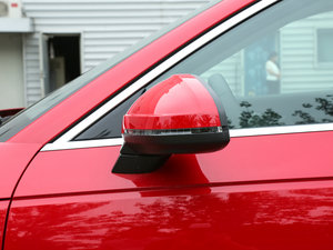 201745 TFSI quattro \ ^