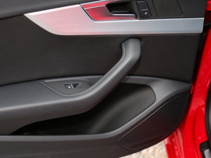 2017款45 TFSI quattro 运动型 空间座椅