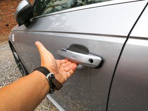 201745 TFSI quattro \ ^