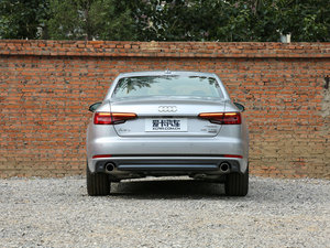 201745 TFSI quattro \ ^