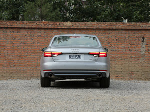 201745 TFSI quattro \ ^