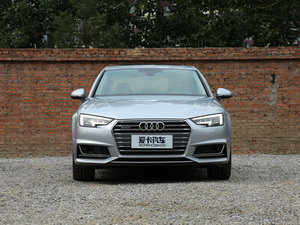 201745 TFSI quattro \ ^