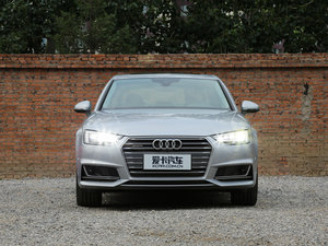 201745 TFSI quattro \ ^