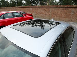 201745 TFSI quattro \ ܇