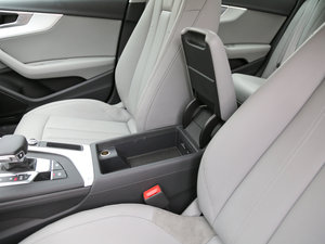 2017款45 TFSI quattro 运动型 空间座椅