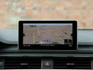 201745 TFSI quattro \ п؅^