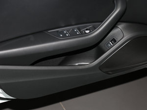 201745 TFSI quattro ؄e ǰTg