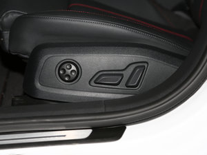 201745 TFSI quattro ؄e {{