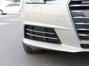 201745 TFSI quattro L ^