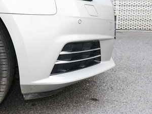 201745 TFSI quattro L ^