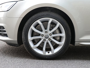 201745 TFSI quattro L ^