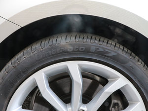 201745 TFSI quattro L ^