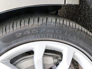 201745 TFSI quattro L ^