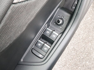 201745 TFSI quattro L {܇ƅ^	