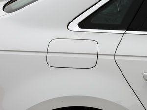 2017Plus 40 TFSI r ^