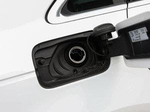 2017Plus 40 TFSI r ^