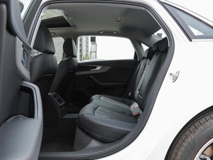 2017Plus 40 TFSI r(sh) ſg