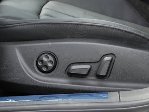 2017Plus 40 TFSI r(sh) {{(dio)(ji)