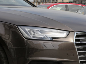 2017Plus 45 TFSI quattro L ^