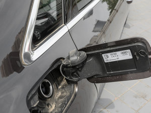 2017Plus 45 TFSI quattro L ^