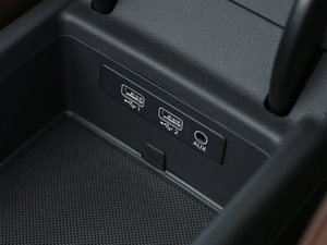 2017Plus 45 TFSI quattro L g