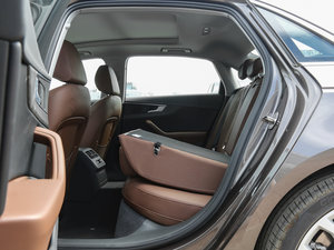 2017Plus 45 TFSI quattro L ηŵ