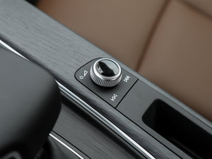 2017Plus 45 TFSI quattro L {