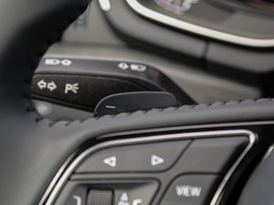 2017Plus 45 TFSI quattro L п؅^