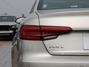 2017Plus 40 TFSI L ^