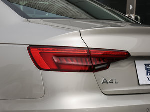 2017Plus 40 TFSI L ^