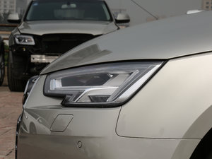 2017Plus 40 TFSI L (ji)^