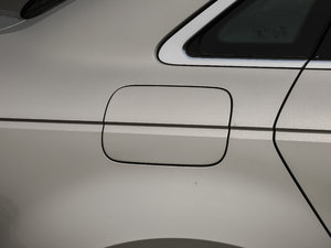 2017Plus 40 TFSI L(fng) (x)(ji)^