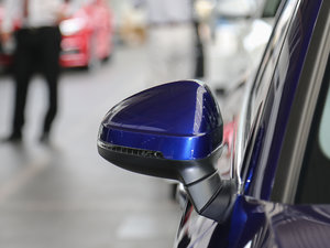 2017Plus 40 TFSI M(jn)ȡ (x)(ji)^