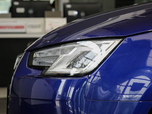 2017Plus 40 TFSI M(jn)ȡ (x)(ji)^