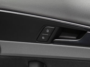 2017Plus 40 TFSI Mȡ g