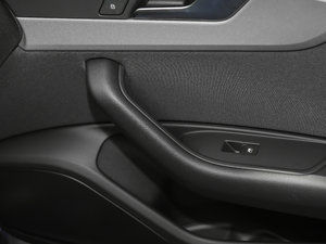 2017Plus 40 TFSI Mȡ g