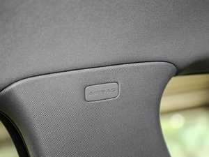 2017Plus 40 TFSI Mȡ g