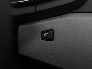 2017Plus 40 TFSI M(jn)ȡ п؅^(q)