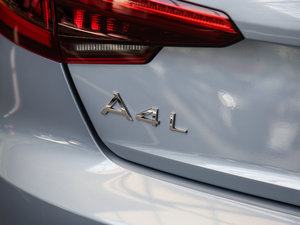 2017Plus 40 TFSI Mȡ ^