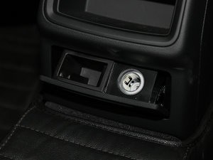 2017Plus 40 TFSI Mȡ g