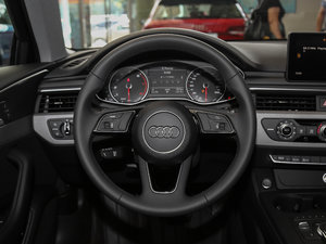 2017款Plus 40 TFSI 进取型 方向盘