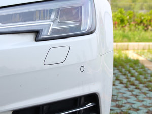 201745 TFSI quattro L ^