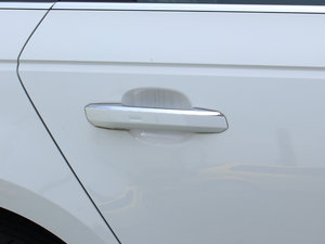 201745 TFSI quattro L ^