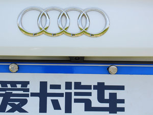 201745 TFSI quattro L ^