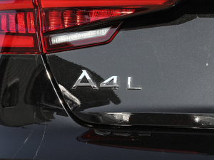 2017Plus 40 TFSI r(sh) (x)(ji)^