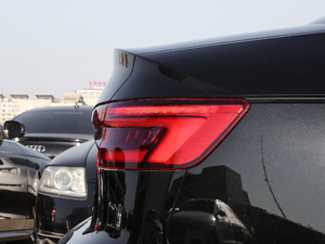 2017Plus 40 TFSI r(sh) (x)(ji)^